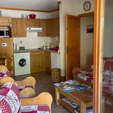3 Pièces, 4 Pers, Balcon, Parking - Fr-1-263-645